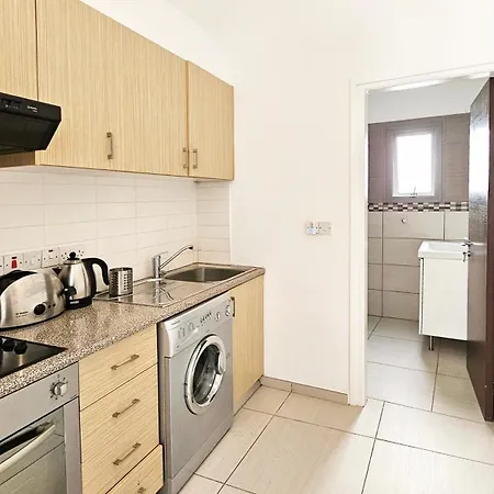 Apartamento Phaedrus Living Ledras Residences 104 *
