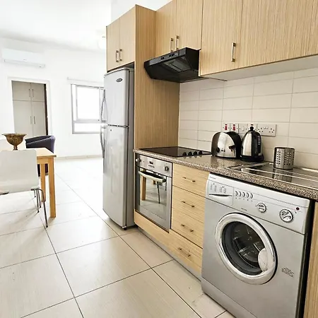 Apartamento Phaedrus Living Ledras Residences 104